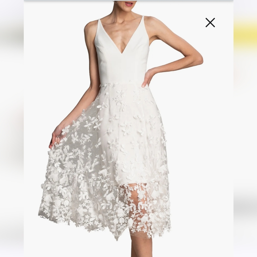 Dress the Population Darleen V-Neck Embroidered Mesh Cocktail Dress size Large